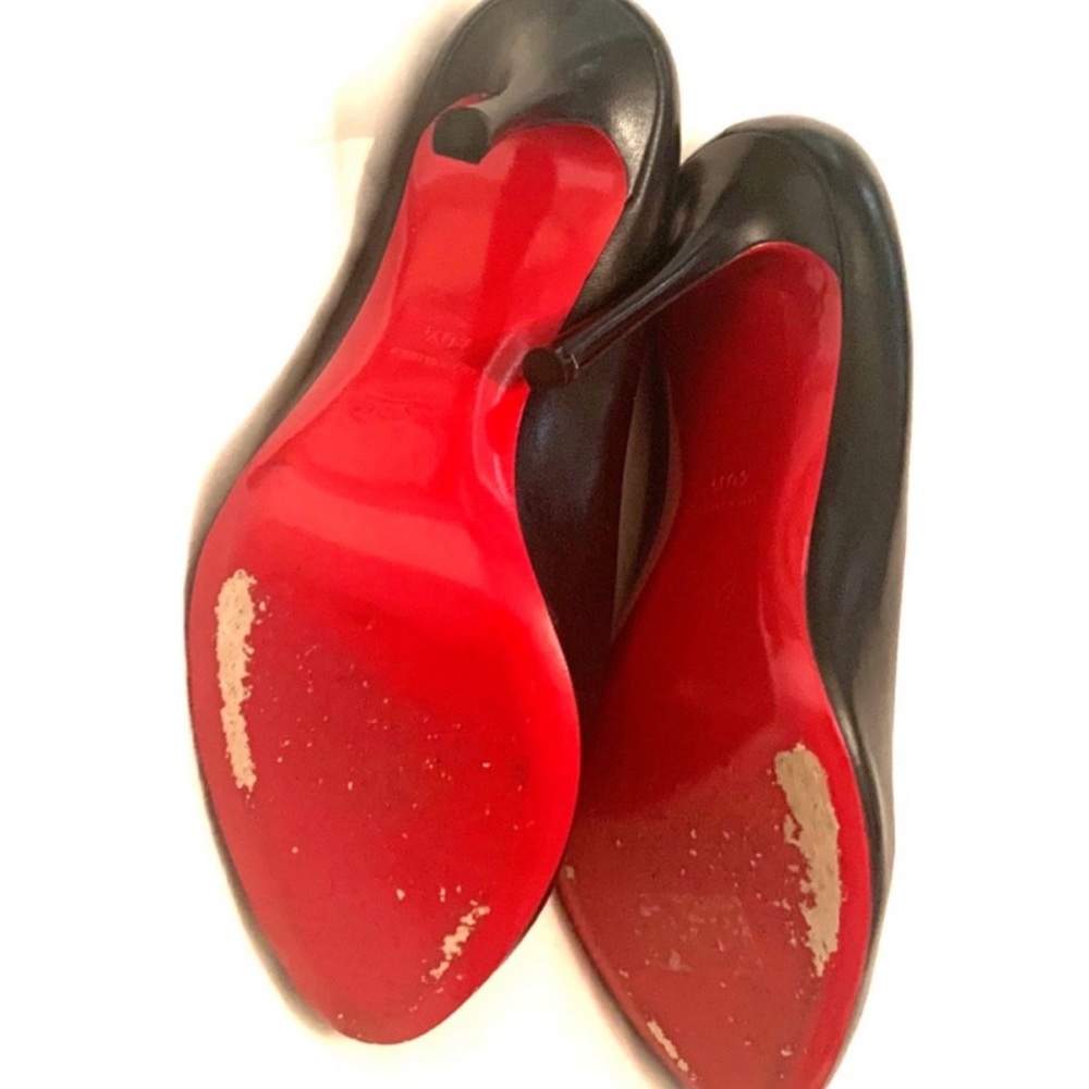 SOLD AUTHENTIC Christian Louboutin Heels - Picture 4 of 6